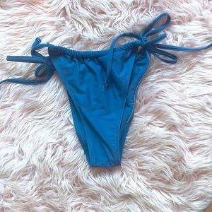 NEVER WORN blue SHEIN bikini. SIZE M.